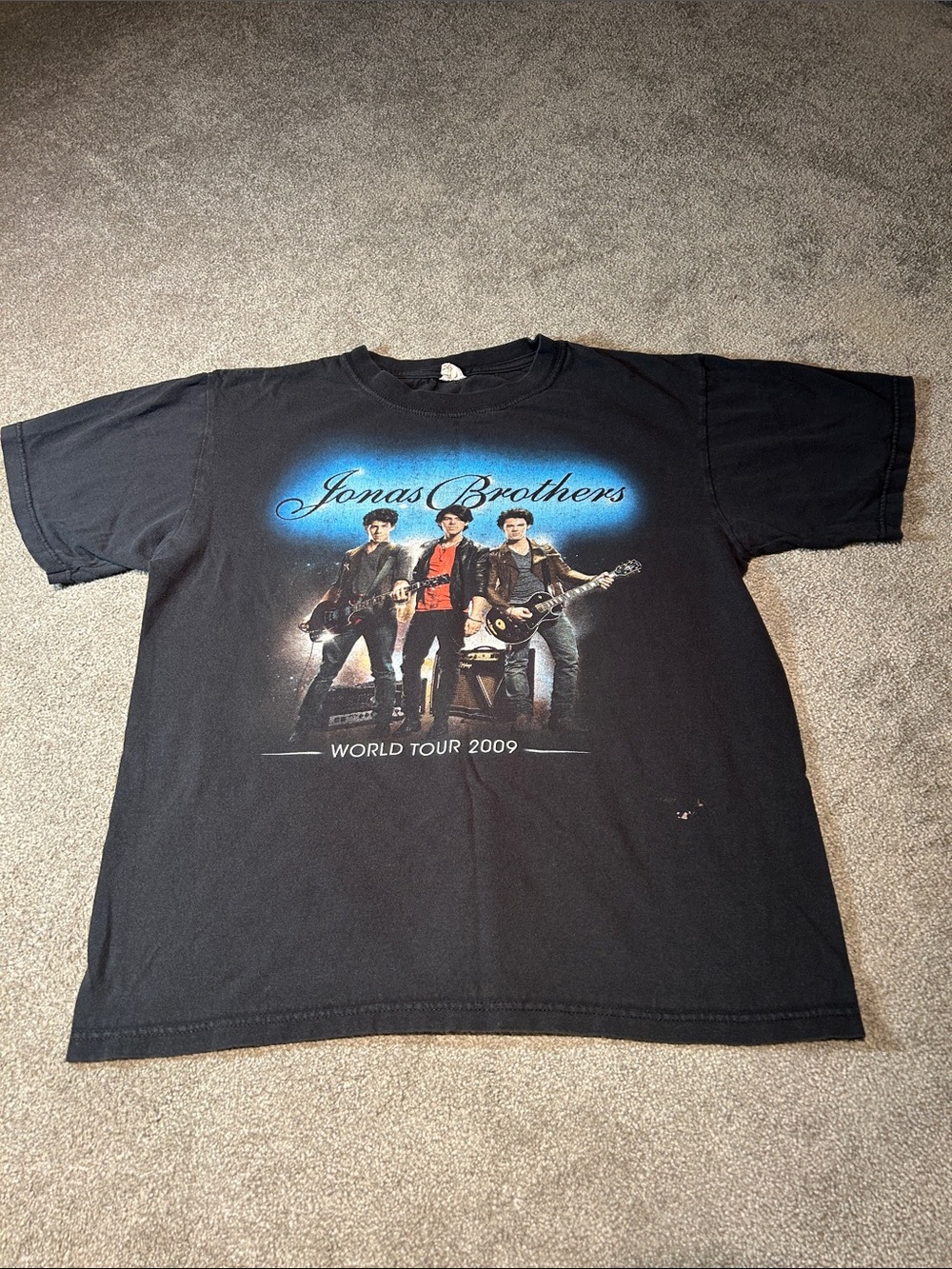 Vintage Jonas Brothers Black Graphic Short Sleeve Tee - World Tour 2009